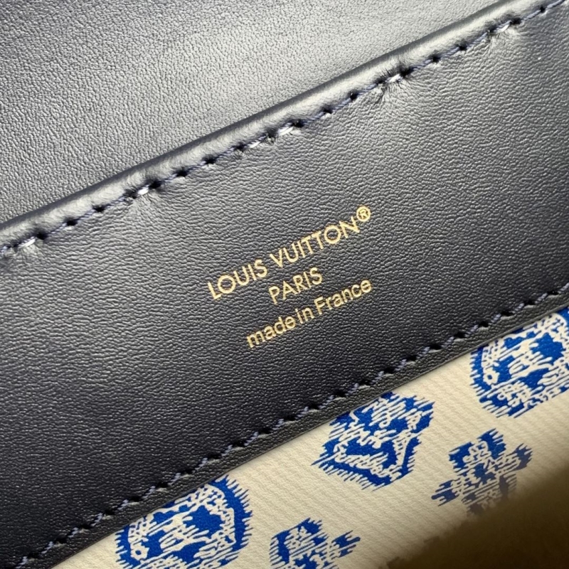 LV Capucines Bags